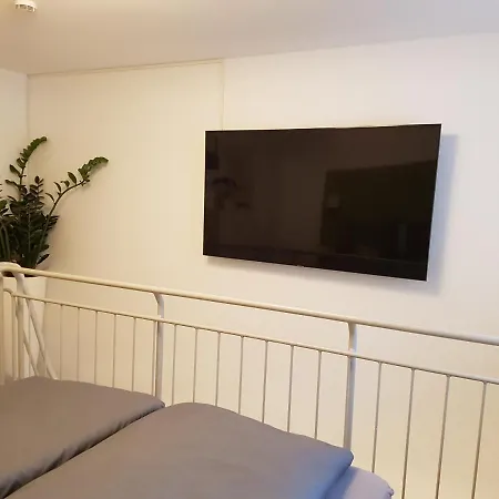 Galeriewohnung Ritter Ramm, Altstadtjuwel Mit Sonnigem Aussensitzplatz Und Kostenlosem Parkplatz, Bahnhof Fusslaeufig Apartamento