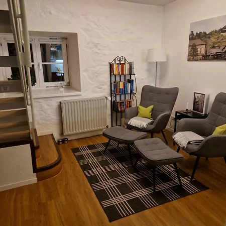 Galeriewohnung Ritter Ramm, Altstadtjuwel Mit Sonnigem Aussensitzplatz Und Kostenlosem Parkplatz, Bahnhof Fusslaeufig Apartamento *