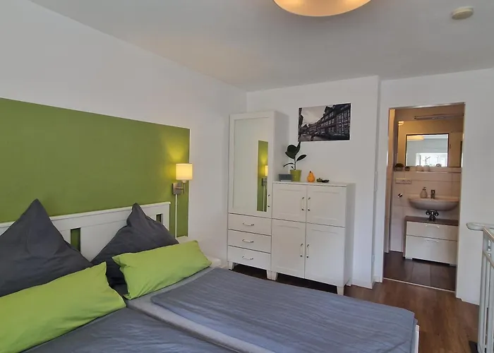 Galeriewohnung Ritter Ramm, Altstadtjuwel Mit Kostenlosem Parkplatz Und Kamin شقة جوسلار